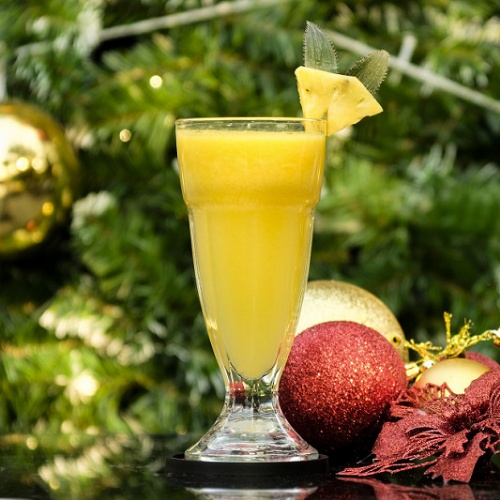 Nước táo và dứa